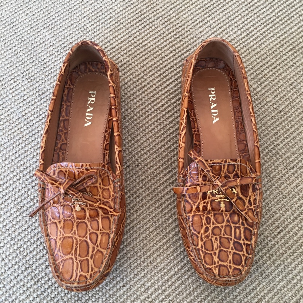 Prada Crocodile Loafers, size 38 1/2